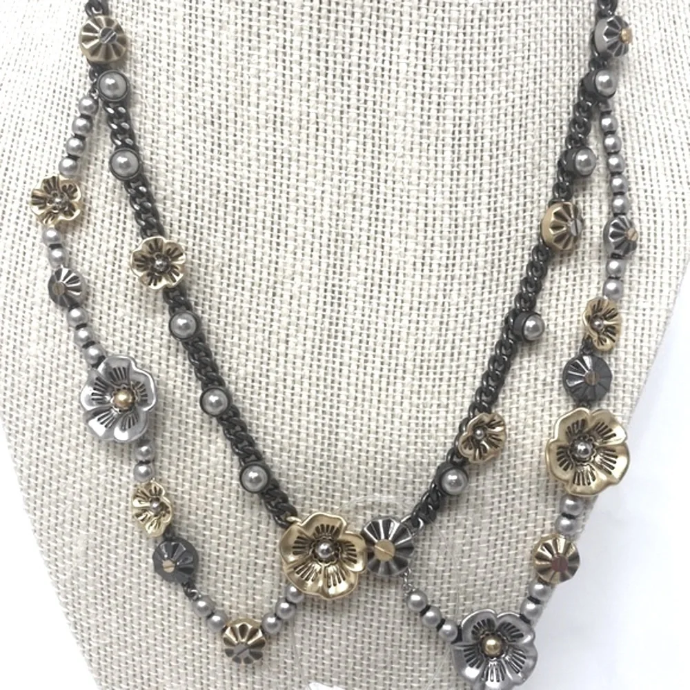 COACH Womens Tea Rose Applique Mixed-Metal Chain 18” Necklace Eclectic Studs NEW